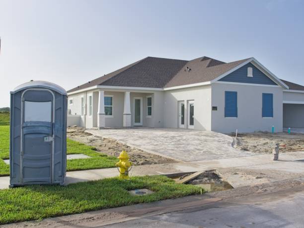 Best Portable restroom trailer rental  in Dyersburg, TN
